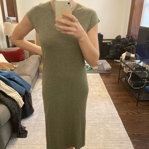 Green midi t shirt dress